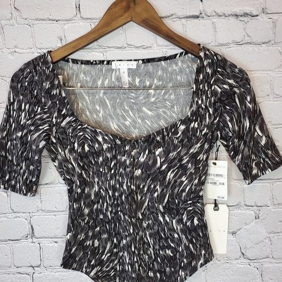 𝅺LEITH Sweetheart Neck Bodysuit sz. XS Black Swirl - Picture 7 of 7